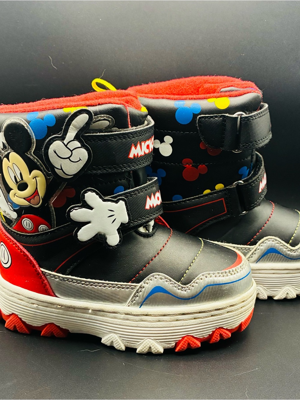 Disney Mickey Mouse Snow Boots Toddler Size8 Red Black Double Strap Winter Shoes